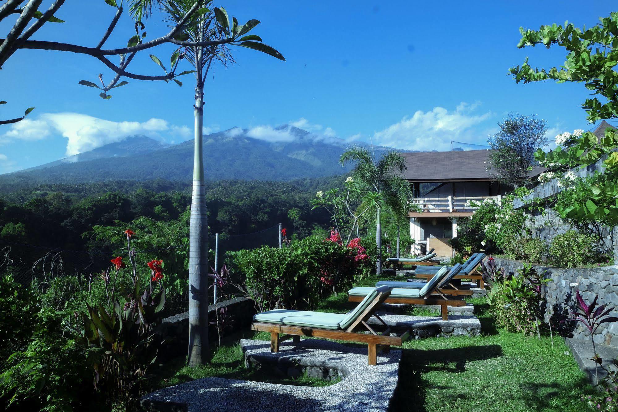 Rinjani Lodge Senaru Exterior foto